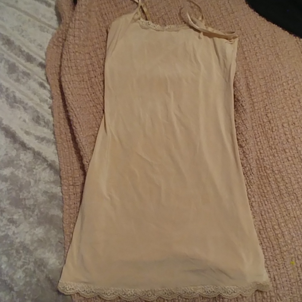 Tan slip new with tag not attached